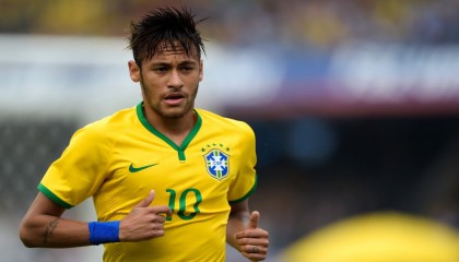 开云体育官网-秘鲁击败委内瑞拉，阿什拉夫，从无名之辈到关键先生的逆袭之路