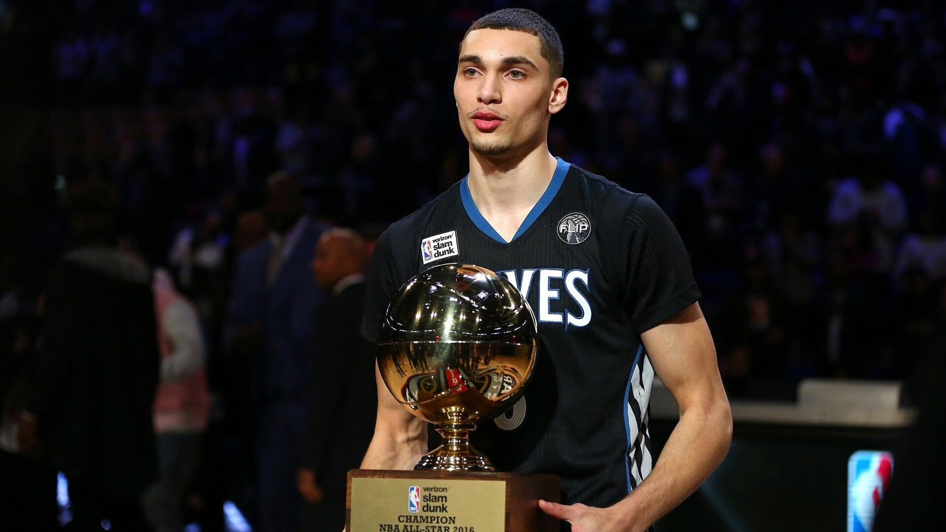 汉密尔顿的公牛封锁，当F1争冠化为勒芒式攻防战